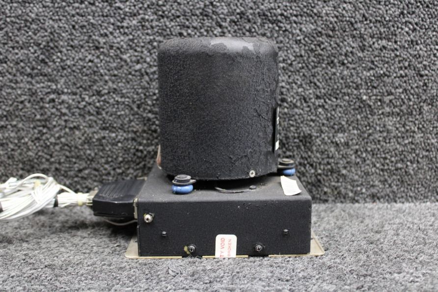 520-8100-001 Aeronetics Directional Gyro Remote with Modifications (Volts: 28)