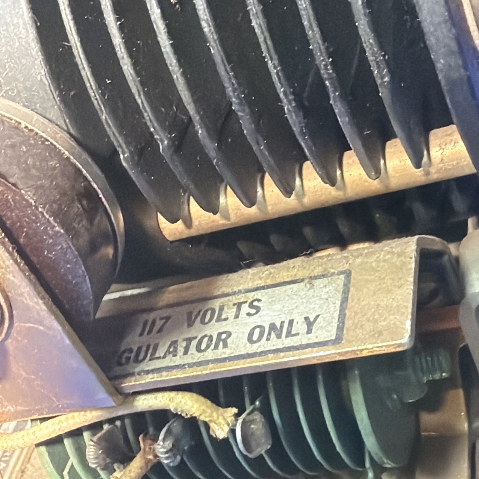 1598-1 Bendix Aviation Corp WW2 Regulator; Voltage, D.C. Generator 117 Volts