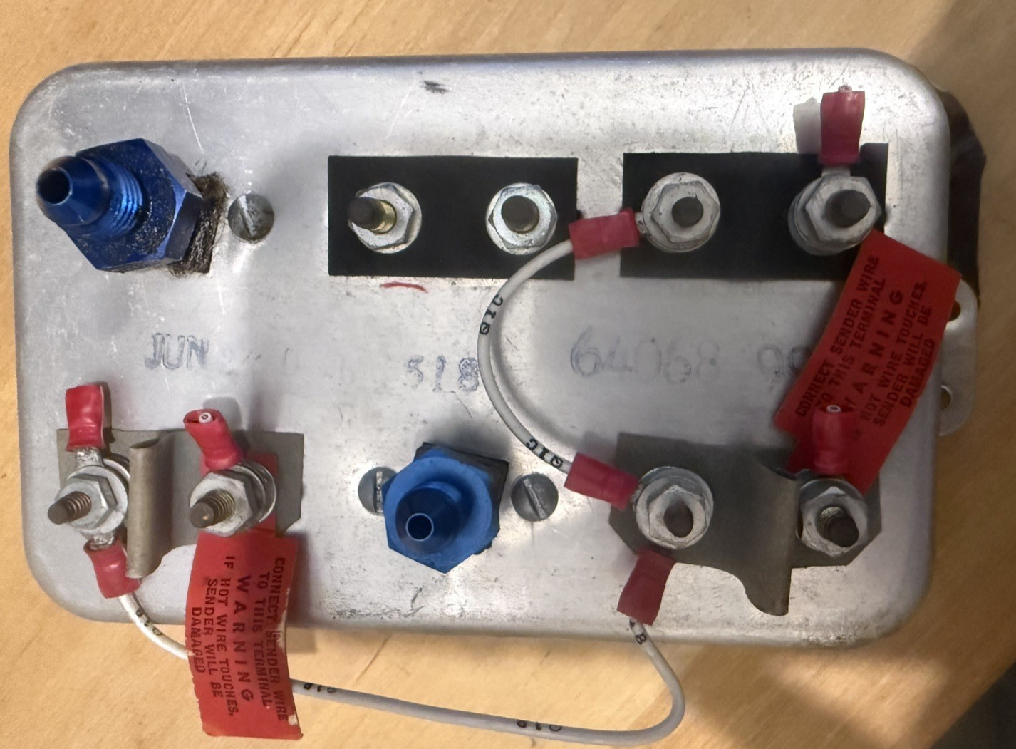 764-905 Piper PA28-180 Instrument Cluster (Volts: 12)