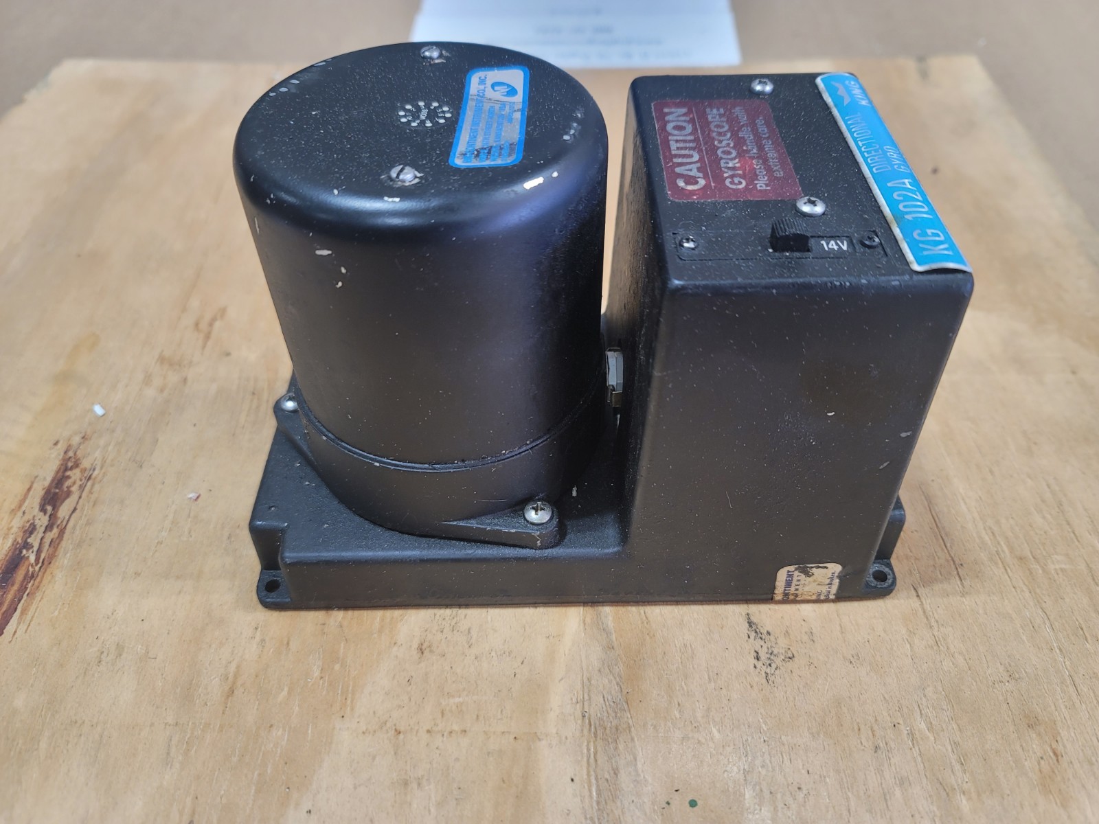 Bendix King KG 102A Directional Gyro From Piper PA-34-220T – P/N 060-0015-00