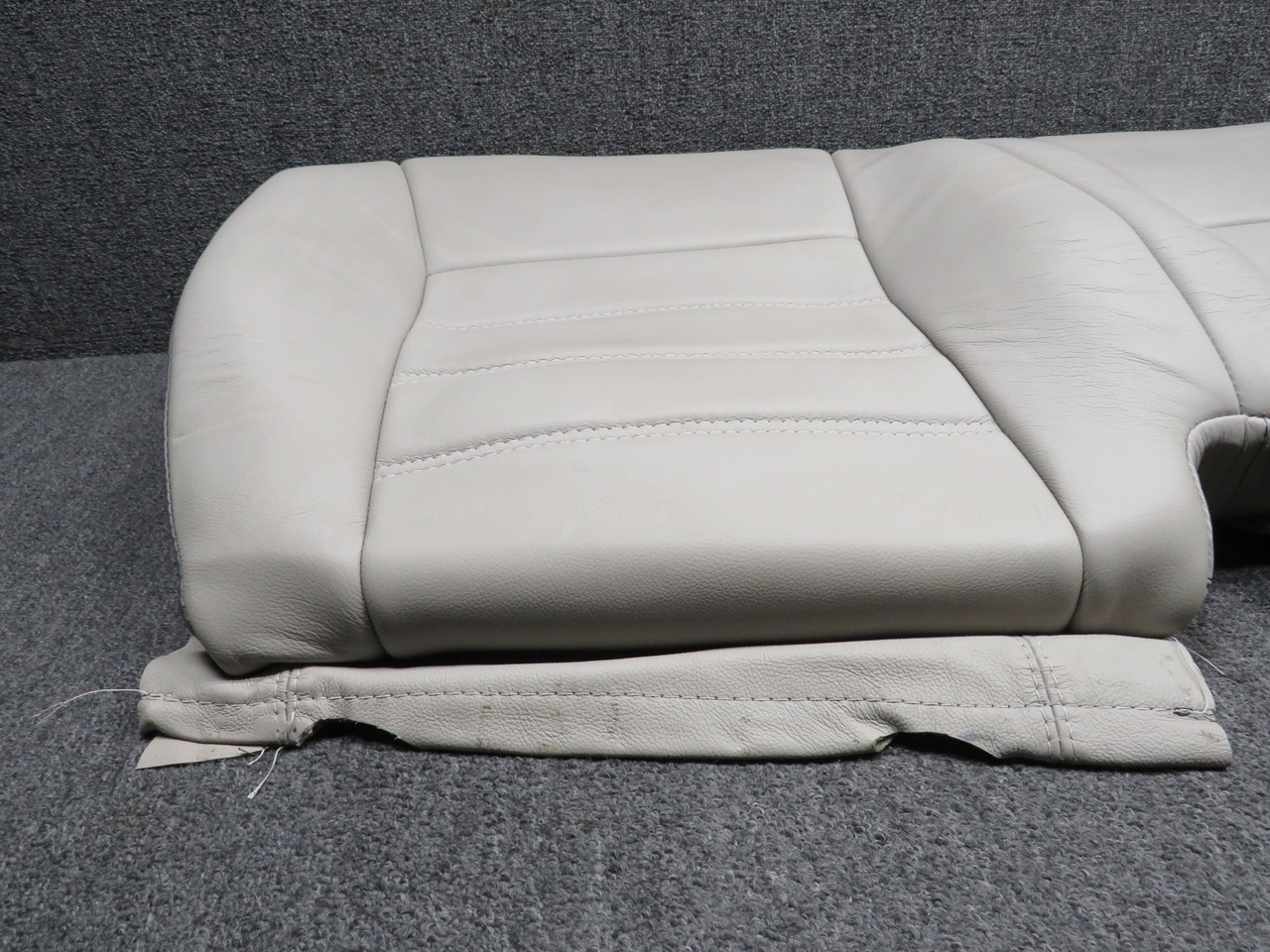 140204-501 Mooney M20J Rear Seat Assembly