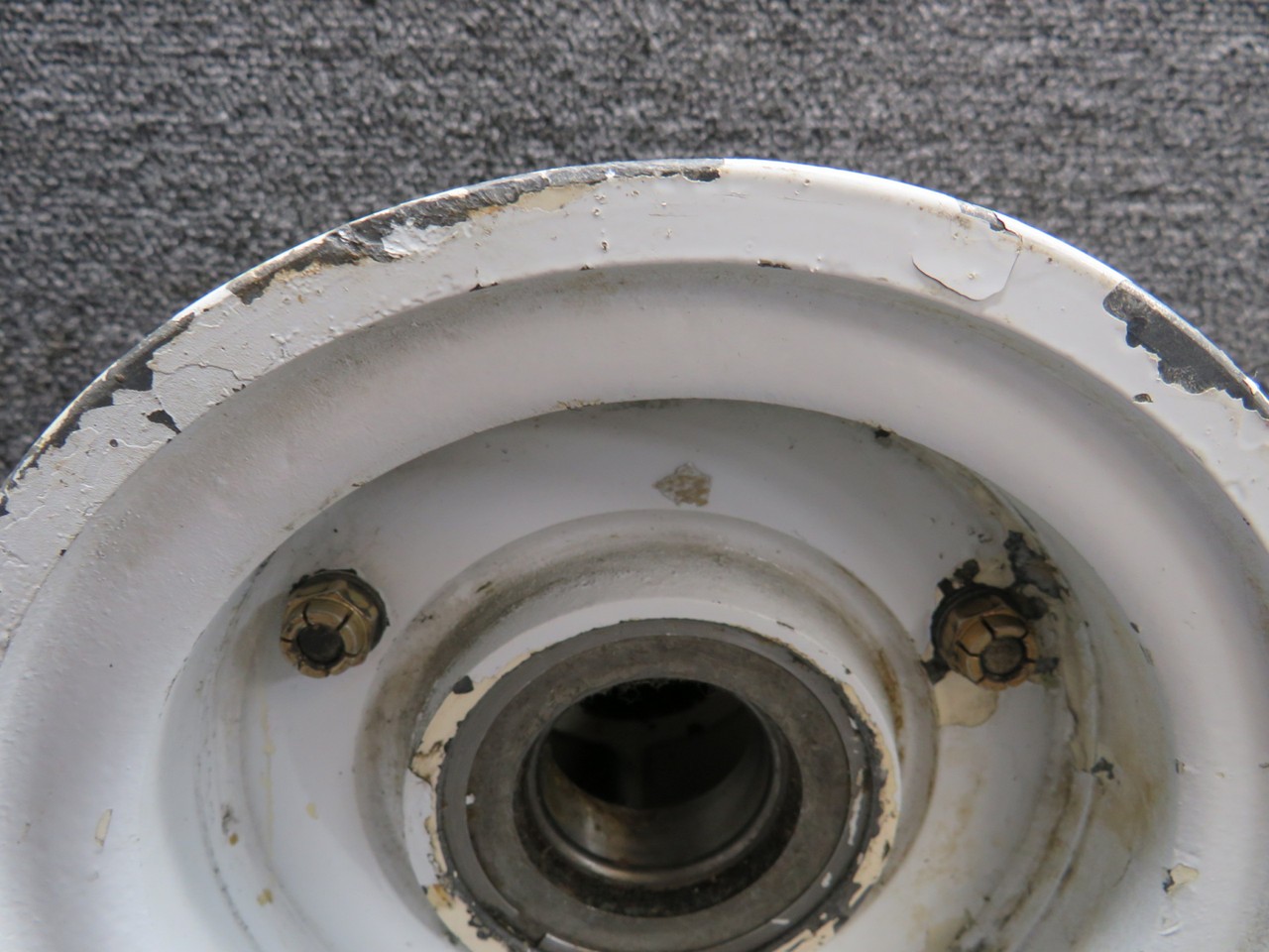 40-59 Cleveland 6.00-6 Main Wheel Assembly with Bearing (Chipped)