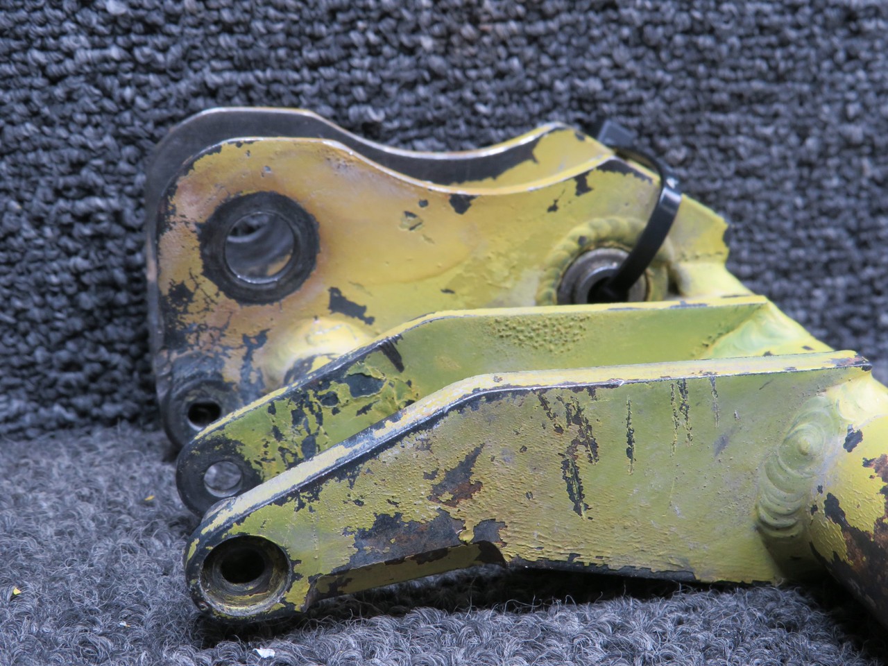 560236-505 (Use: 560236-507) Mooney M20K Nose Gear Retraction Bellcrank