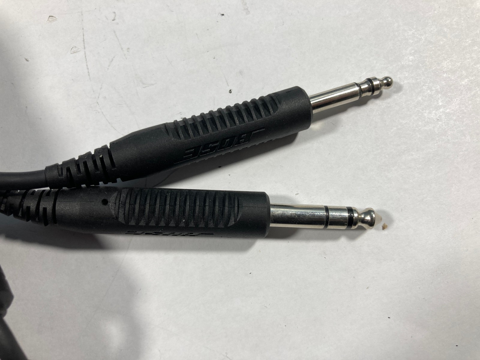 Bose A20 Aviation Headset Dual GA Plug with Bluetooth + Soft Case Used Condition