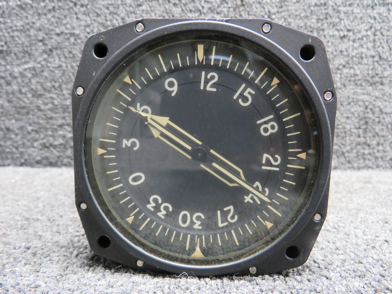 2105D-B-6 Aeronetics Dual Radio Magnetic Indicator (Volts: 26)