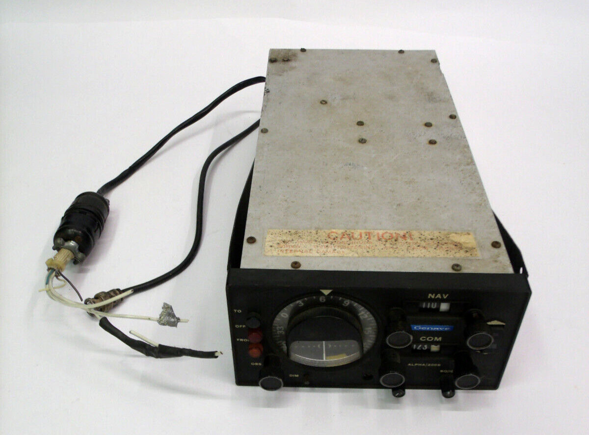Genave General Aviation Transmitter Airplane NAV COM System Alpha 200B UNTESTED