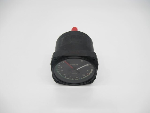 U.S. Gauge AW2829AE02 Airspeed Indicator – 40-260 knots – Piper Cheyenne II
