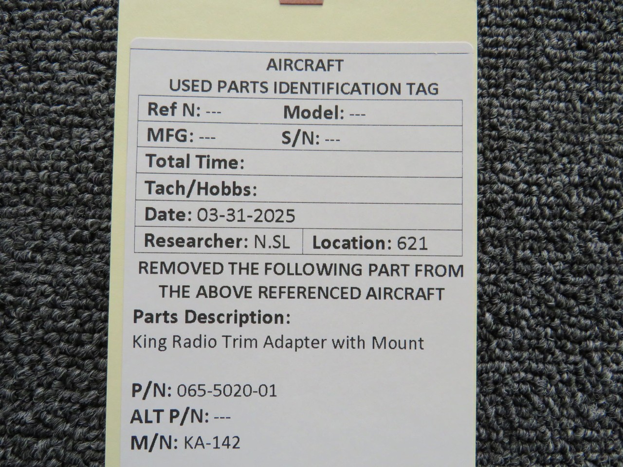 065-5020-01 King Radio KA-142 Trim Adapter with Mount