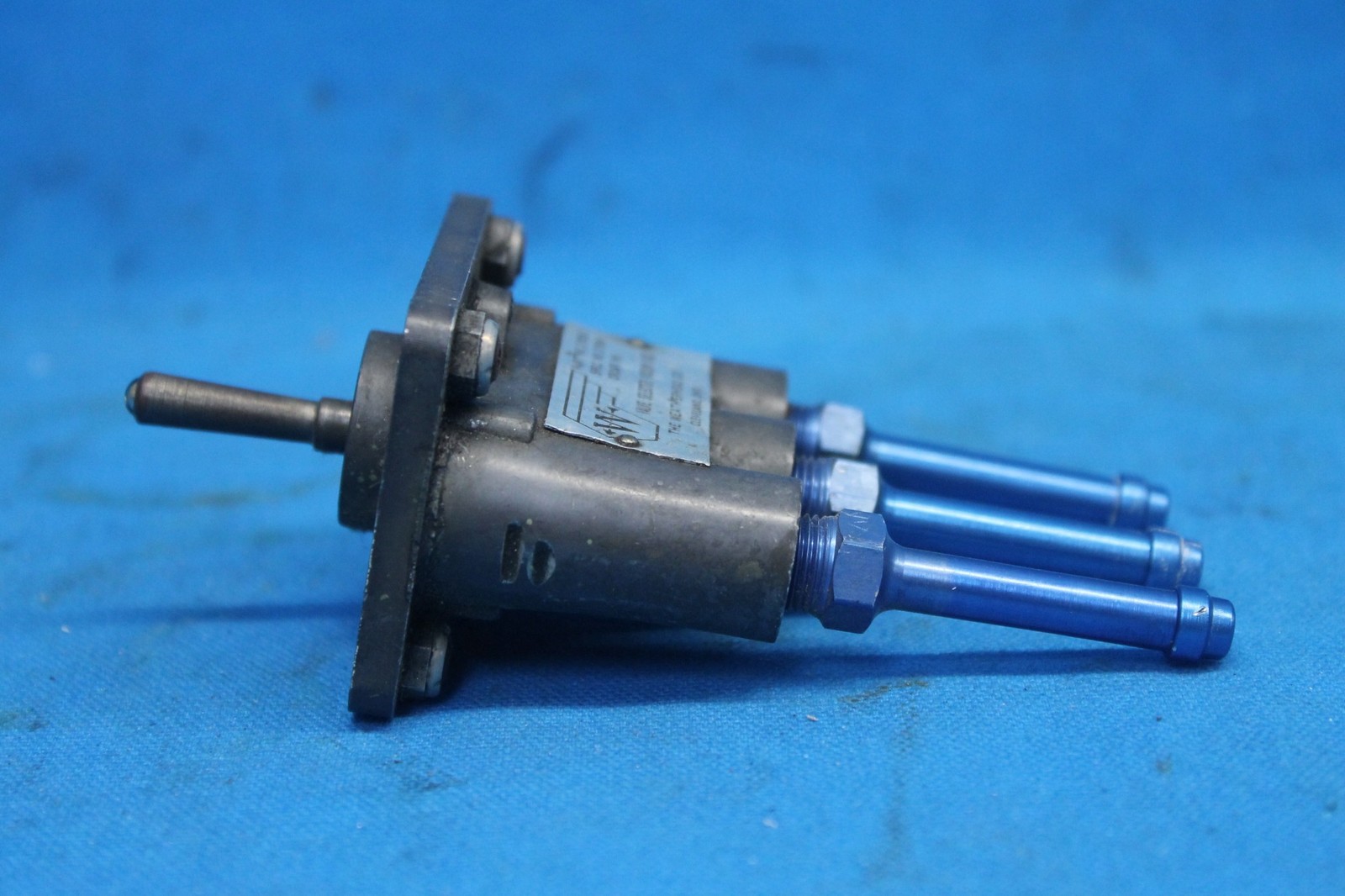 Used Weatherhead Co. Aircraft Vacuum Gauge Valve Selector, p/n 276310 (24350)