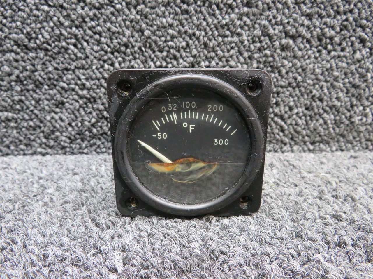 110077 (Alt: AN5790-6) Weston Temperature Indicator (-50 to 300 F)