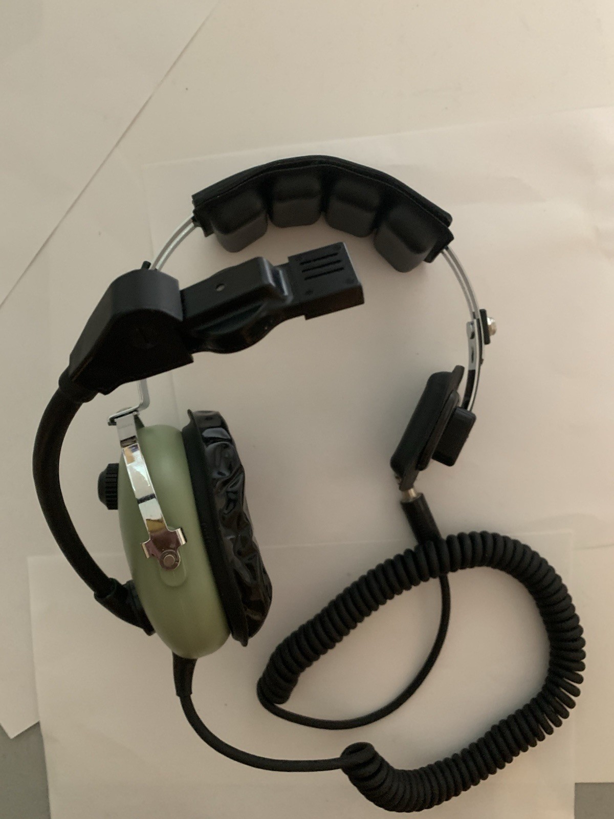 David Clark 40523G-01 Headset with Microphone, Single Ear, UNTESTED
