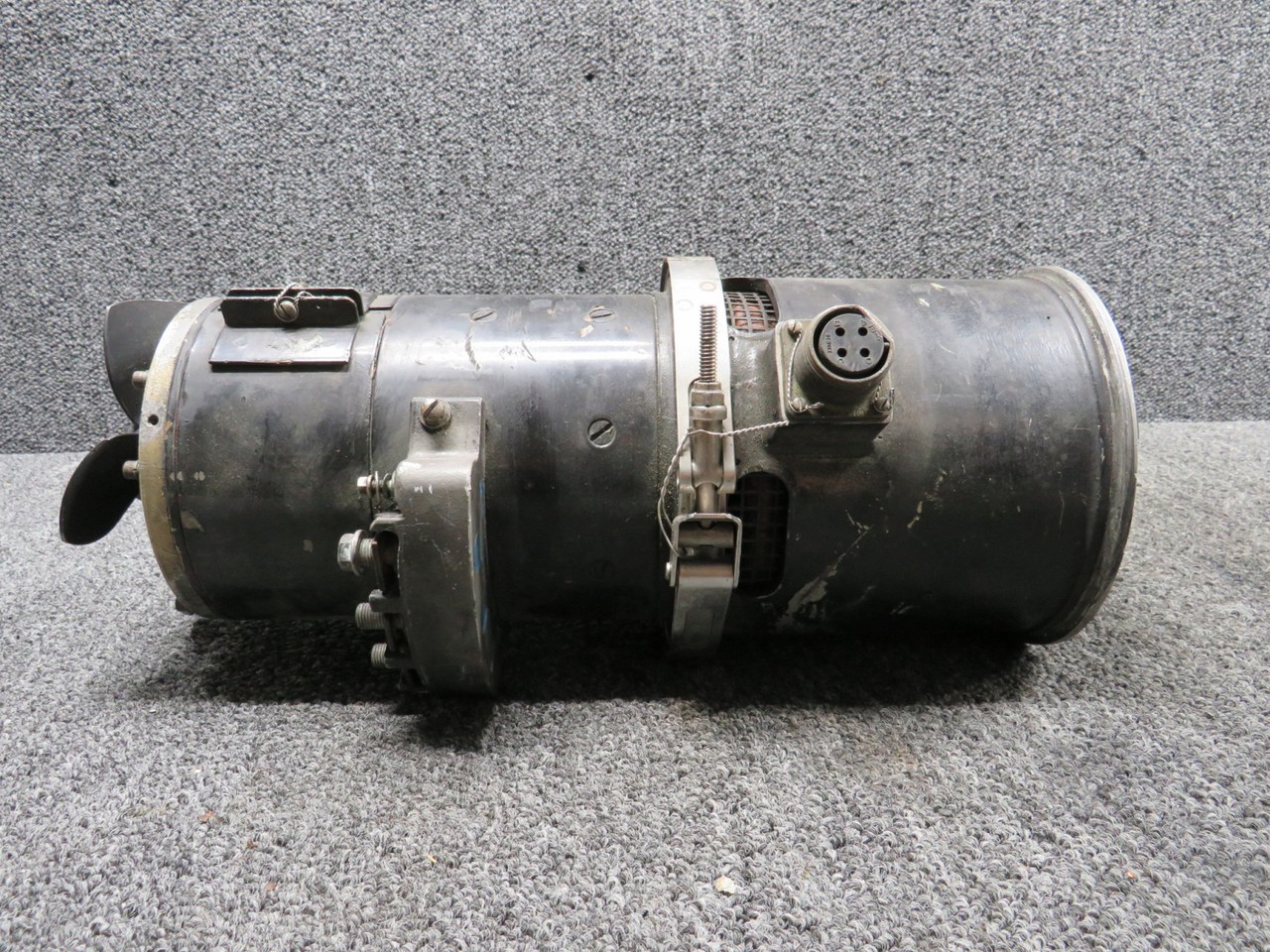 23069-015, 23070-320 Lucas & Lear Siegler Starter Generator w Magnet (Worn Unit)