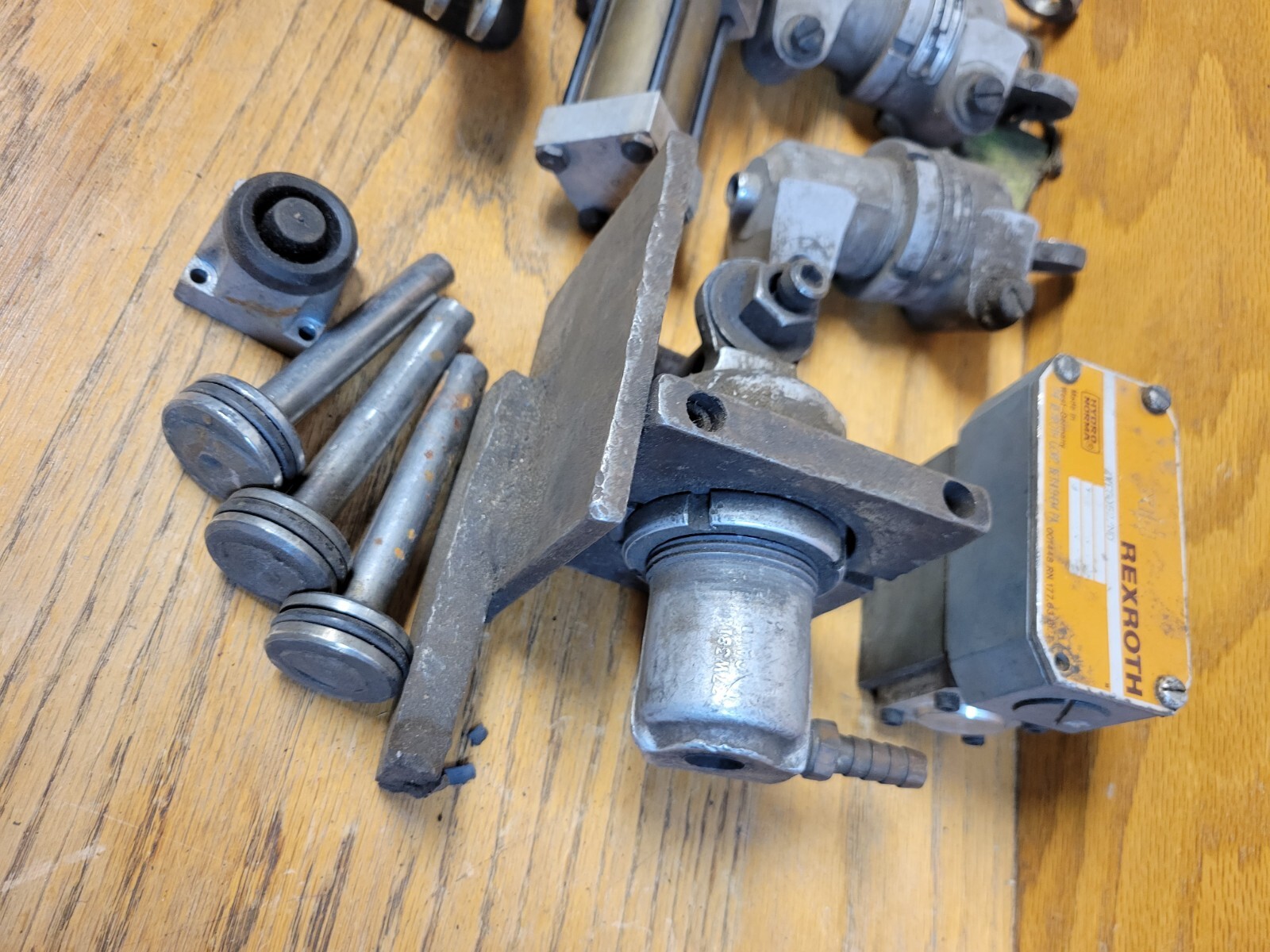 Vintage aircraft parts lot hydraulic aviation tool Carr Lane, Rexroth.