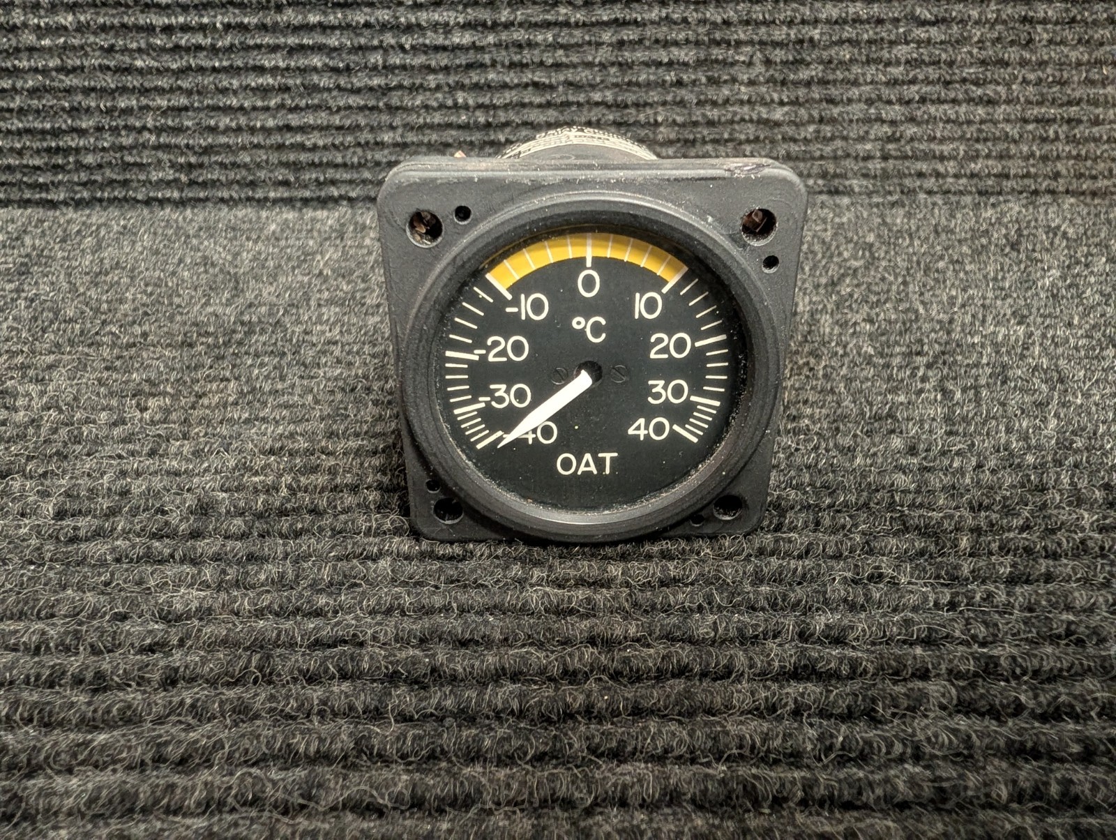 B&D OAT Indicator (Mooney M20K), Part# 880023-503 (0241-003)