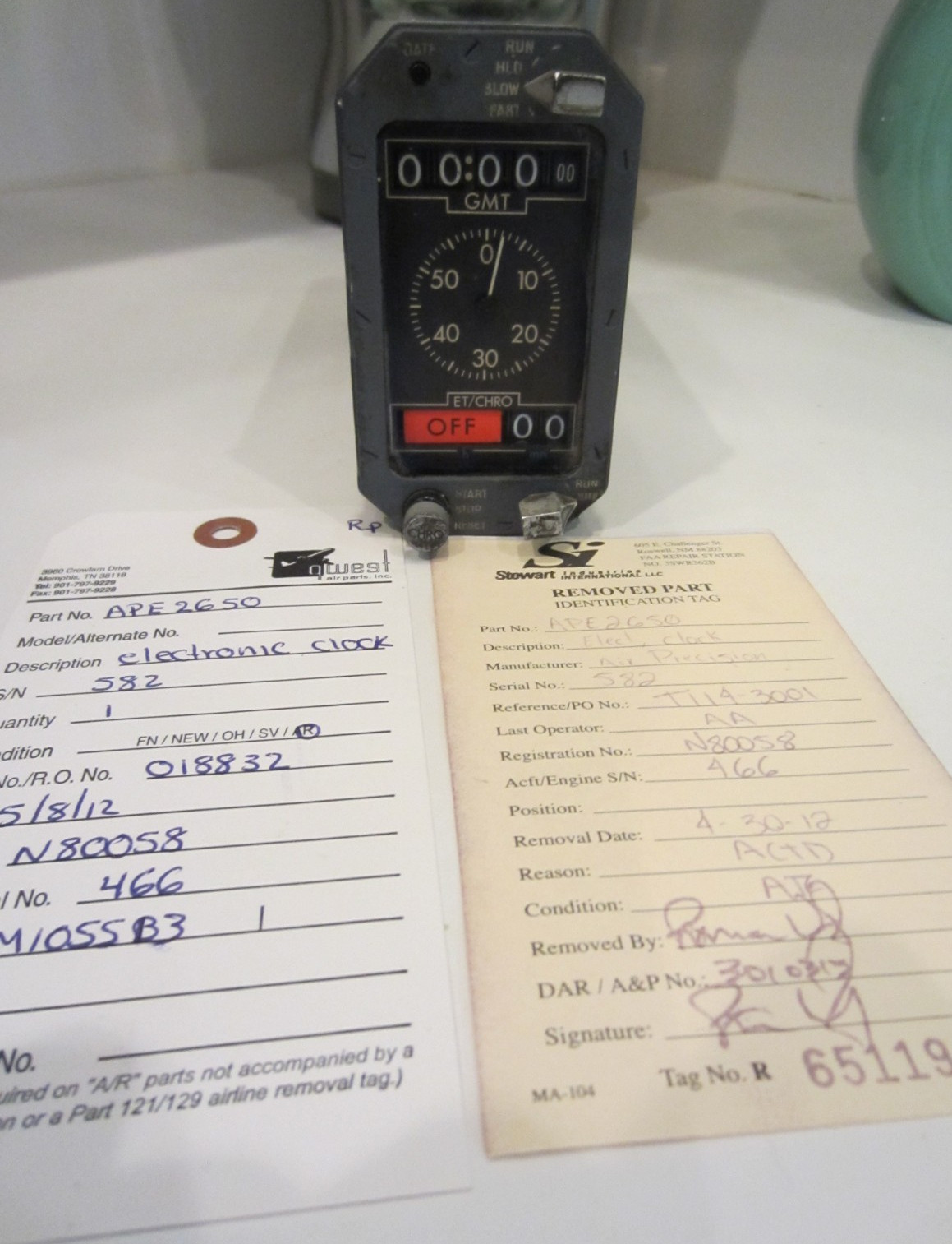 AIRBUS A300 ELECTRONIC CLOCK AS REMOVED AMERICAN AIRLINES N80058 AIR PRECISION
