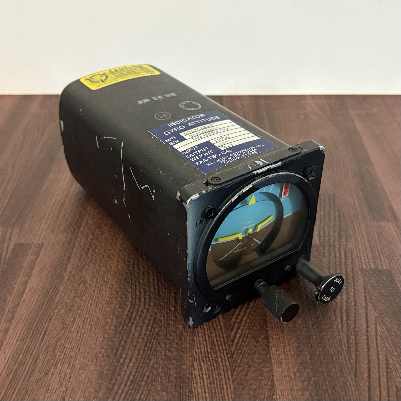 RC ALLEN RCA26AK-1 Attitude Indicator Gyro Horizon P/N 282-0053-02