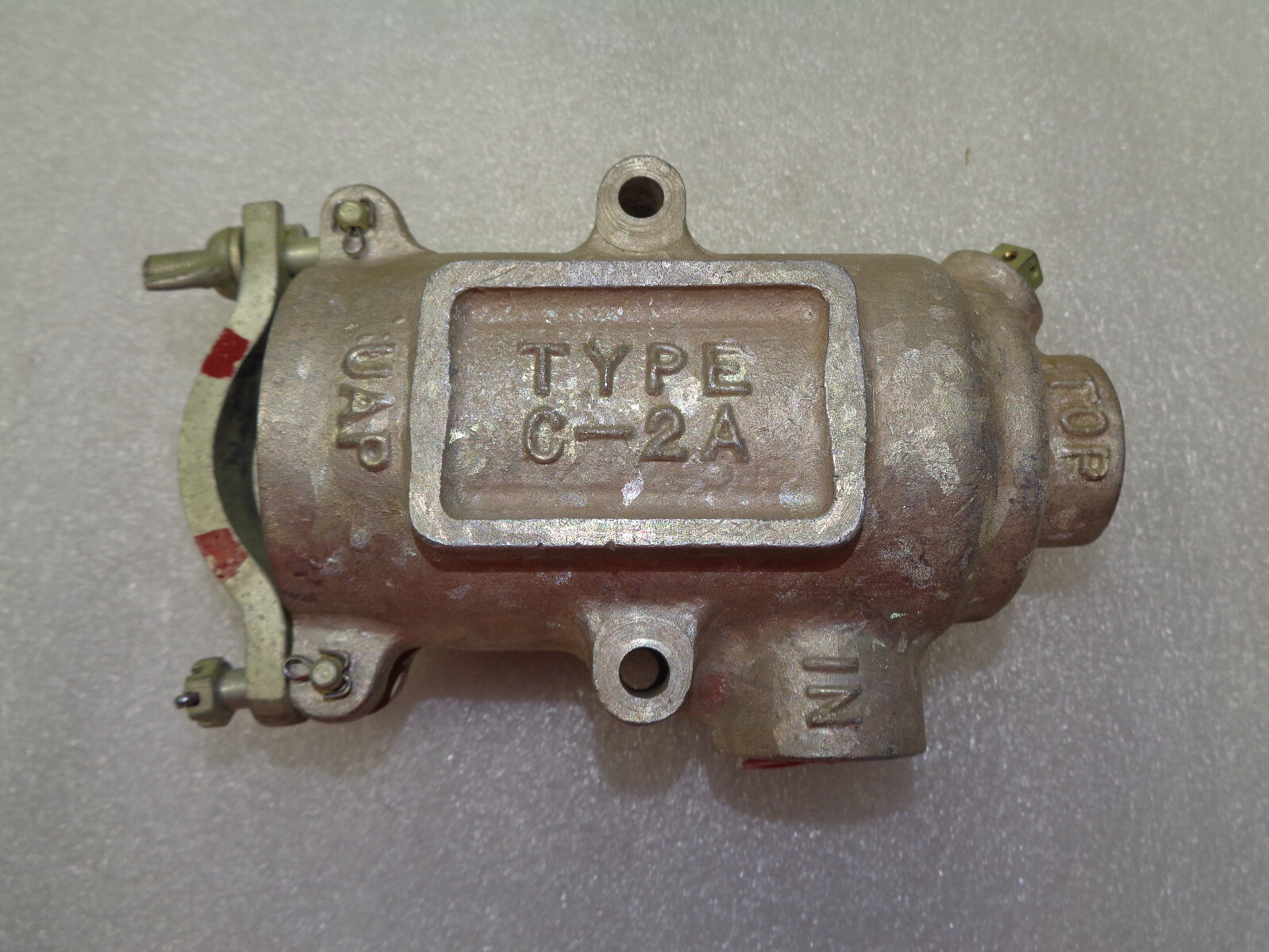 AIRCRAFT FUEL FILTER STRAINER HOUSING ASSEMBLY TYPE C2A