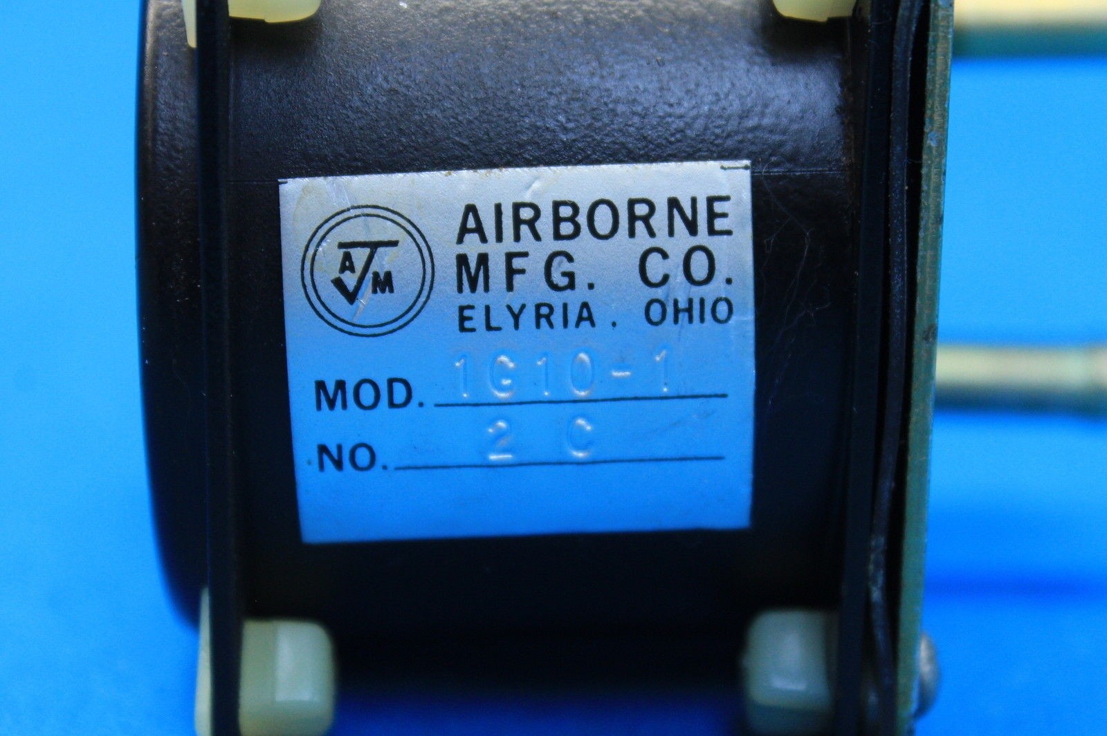 Clean Used Airbourne Mfg Co Aircraft Gyro Suction Gauge P/N 1G10-1 (18219)