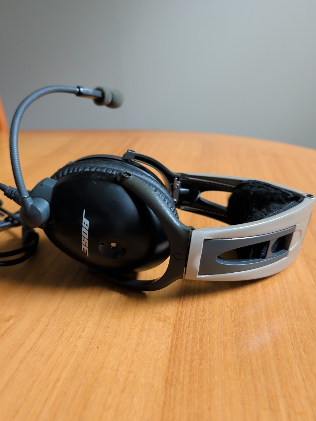 Bose Aviation Headset X AHX-32-01 ANR Pilot Headset Dual Plug w/Case Tested 7/26