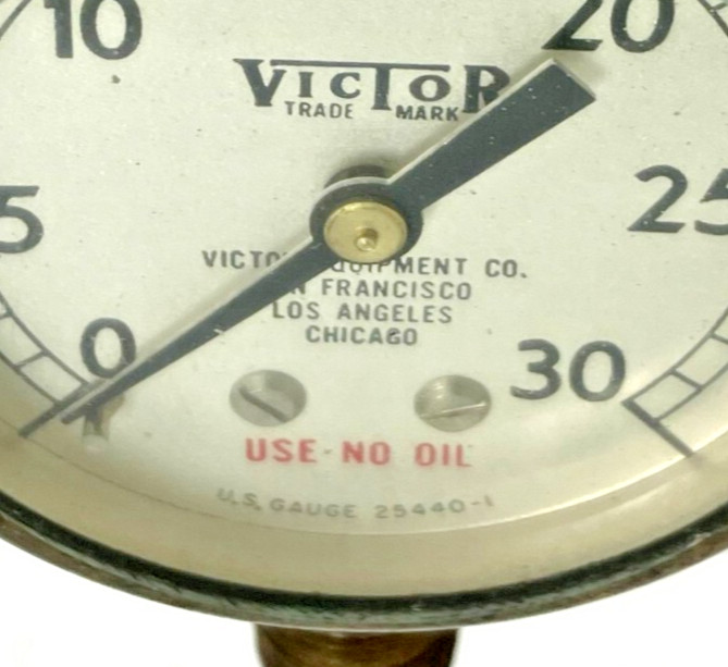 Vintage Victor Equipment U.S. Gauge P/N 25440-1, 0-30 PSI Compressed Gas Gauge