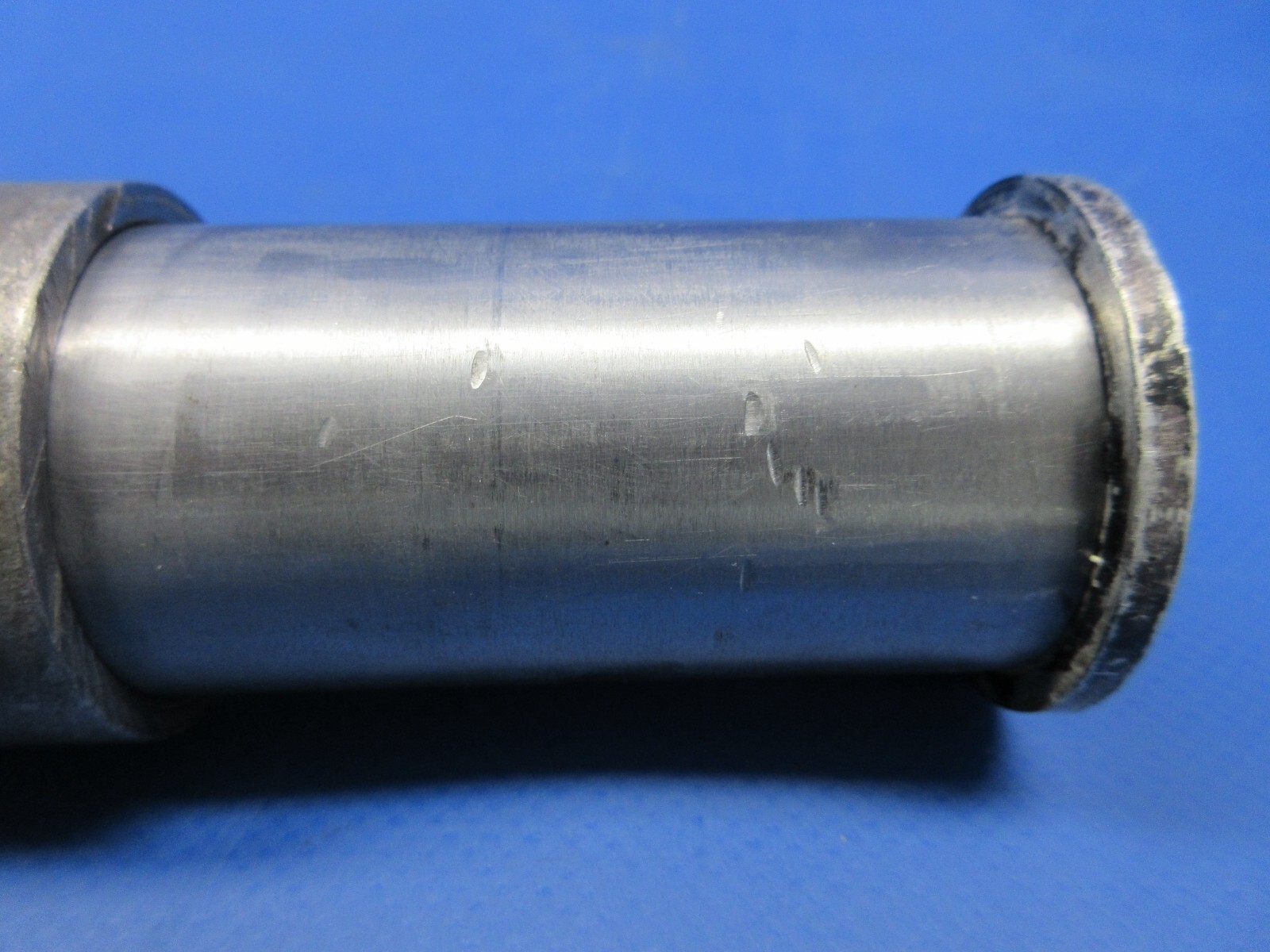 Bellanca 17-31A Viking Nose Gear Axle w/ Spacers P/N 194165 (0924-1340)