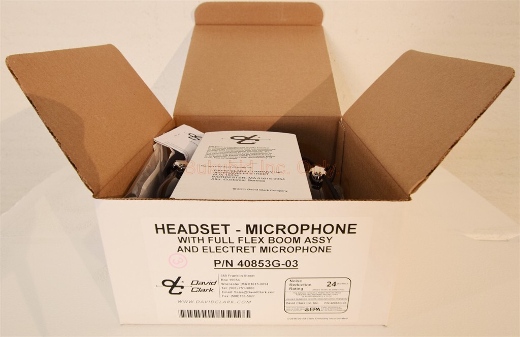 David Clark 40853G-03 Aviation Headset with M-7A Microphone New In Box