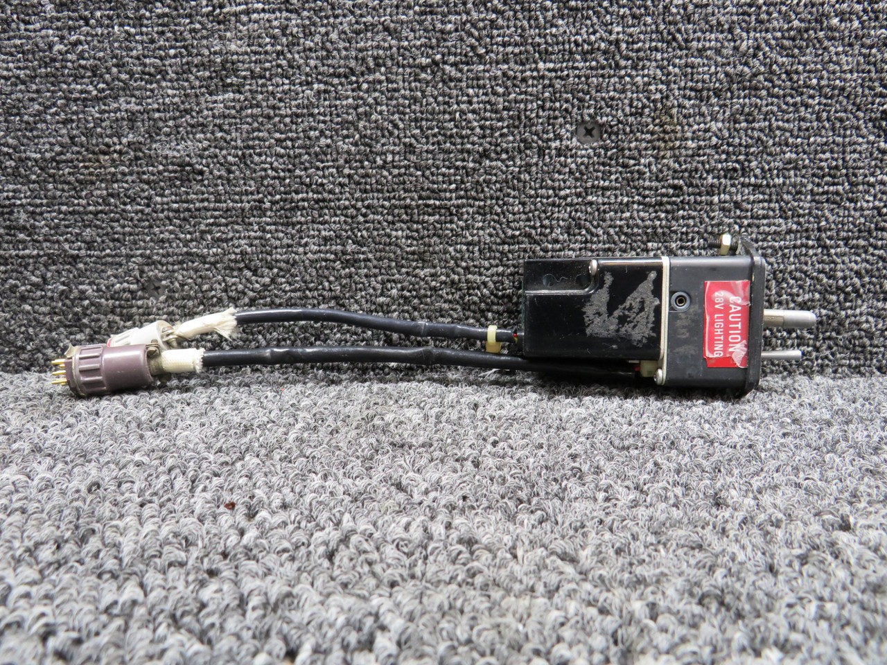 071-1242-06 King Radio KA-51B Slaving Accessory 28V (Damaged Ear)