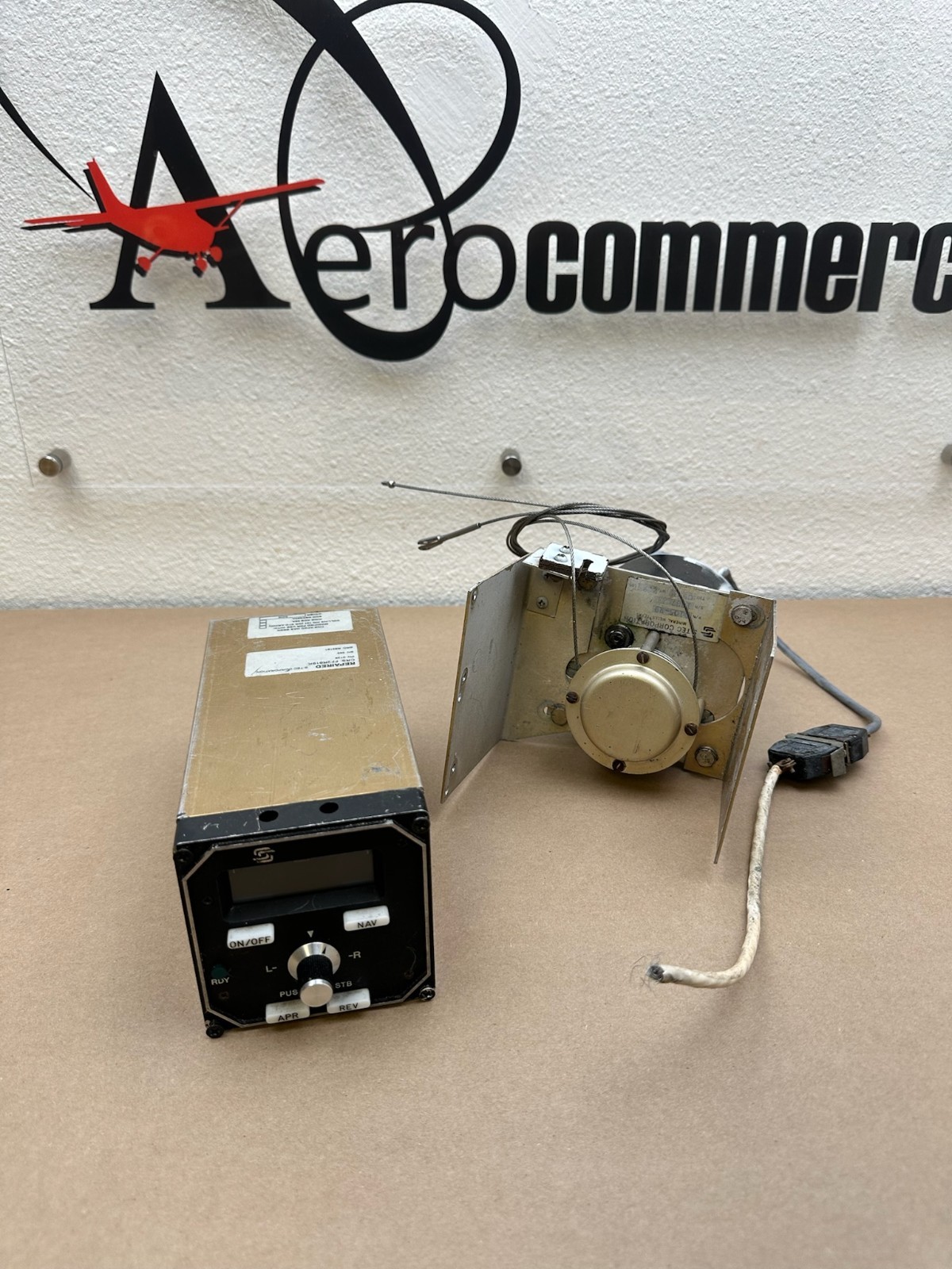 S-TEC Corporation Cessna 172 Autopilot 0129 P/N: 0105-R9 (0001J)