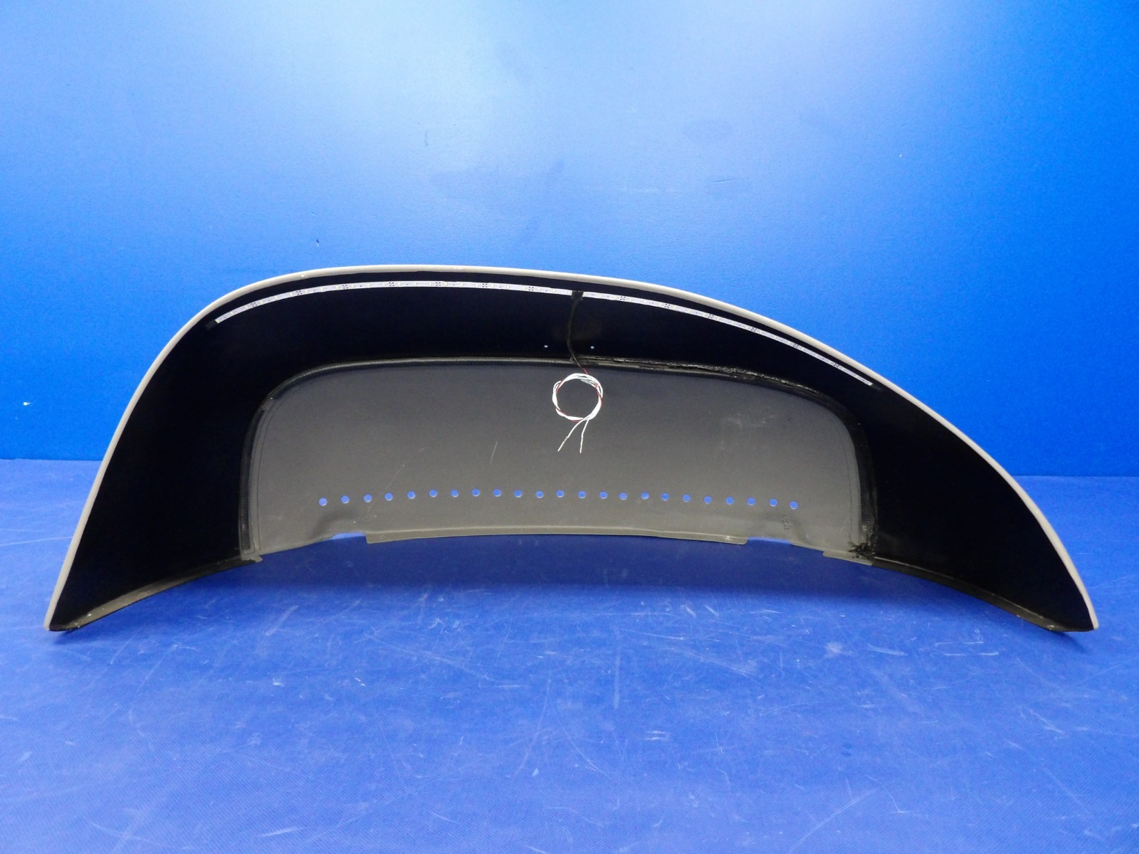 Diamond DA-40 Glareshield Cover w/ Instrument Flood Light TESTED (0626-2050)