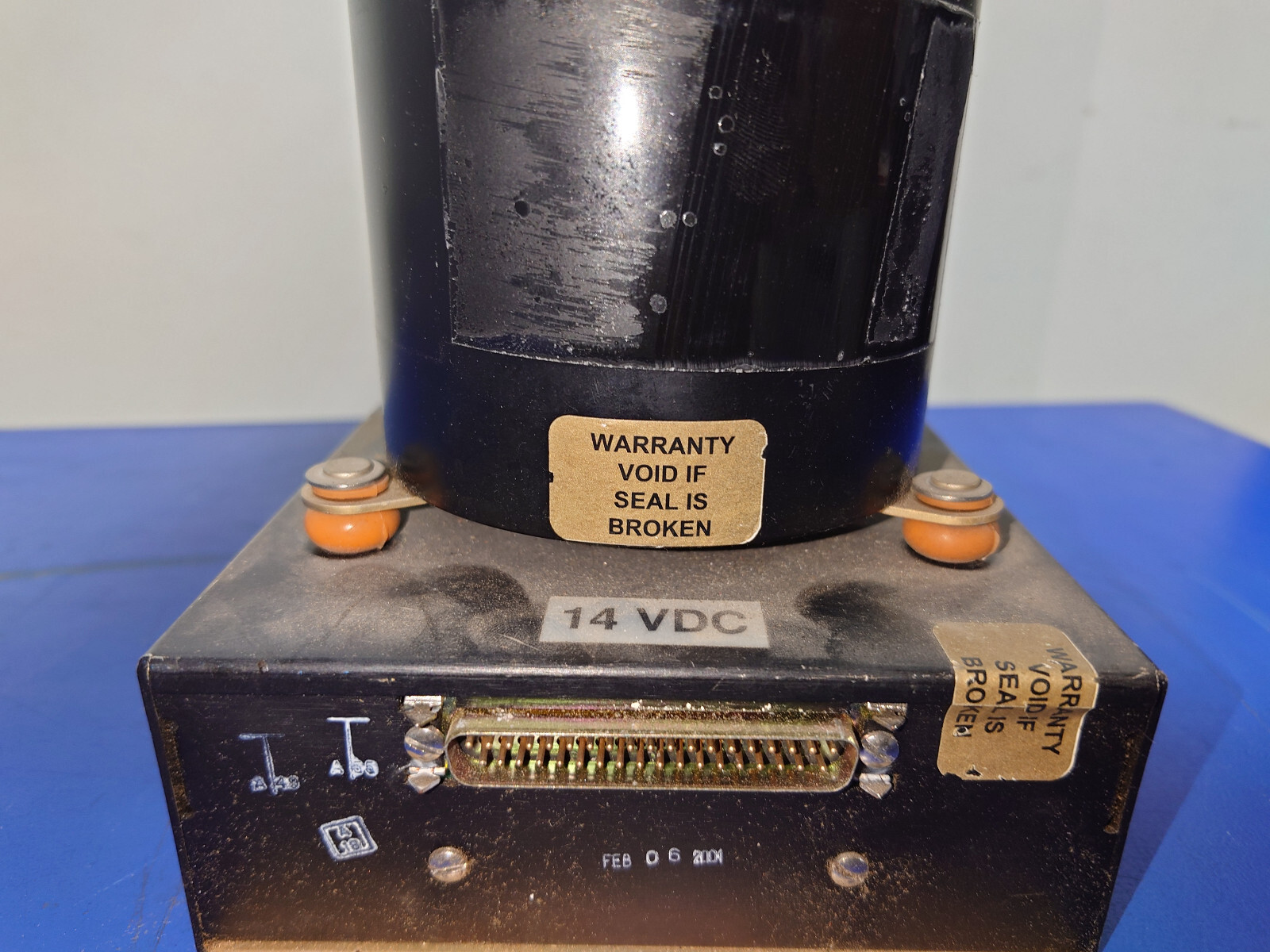 S-Tec Corporation Horizon Gyro PN 6444-1 14VDC input, Untested, For Parts