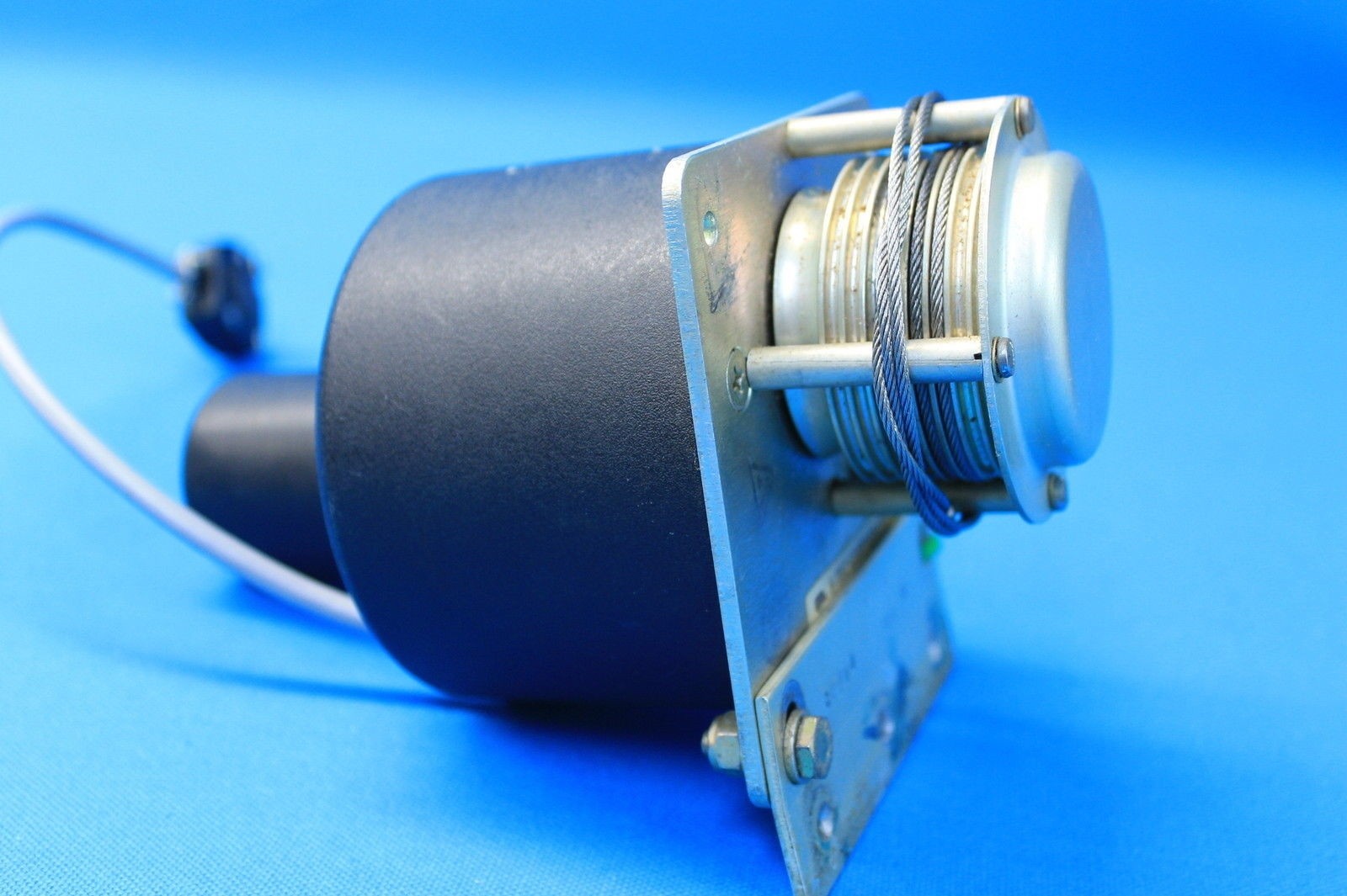 Used S-Tec Corporation AutoPilot Roll Servo Assembly P/N 0106-5-Y12 (17909)