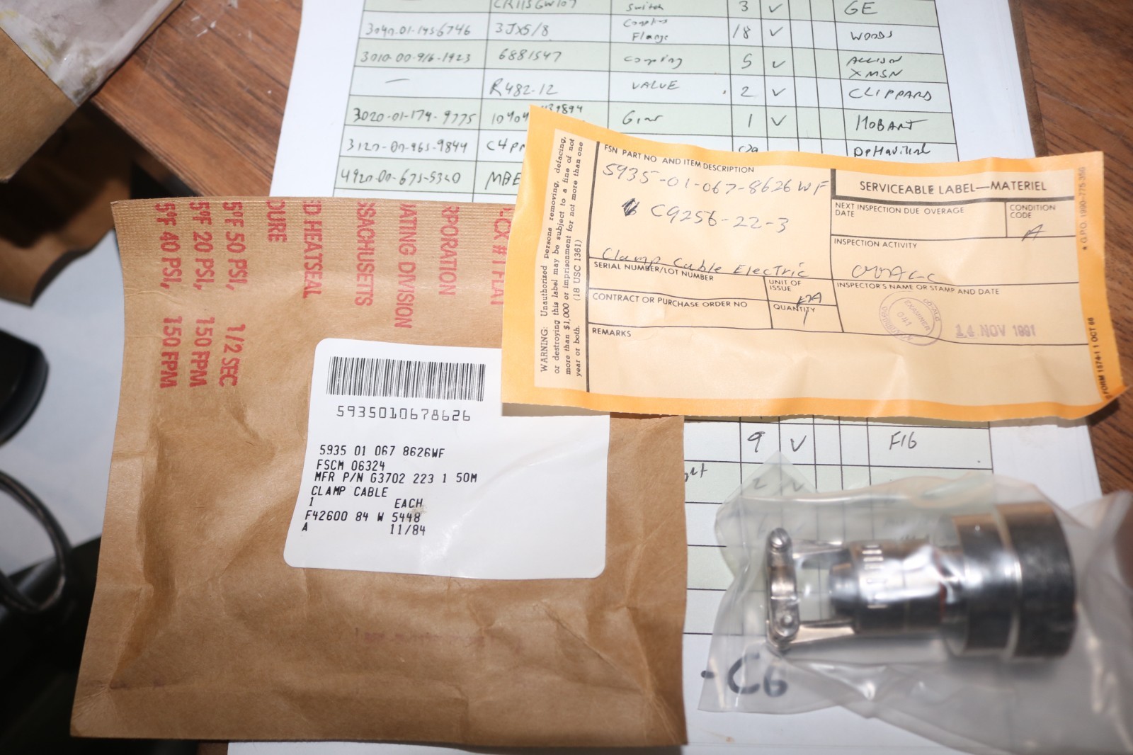 NOS F-16 electrical connector cable clamp PN C9256-22-3 5935-01-067-8626