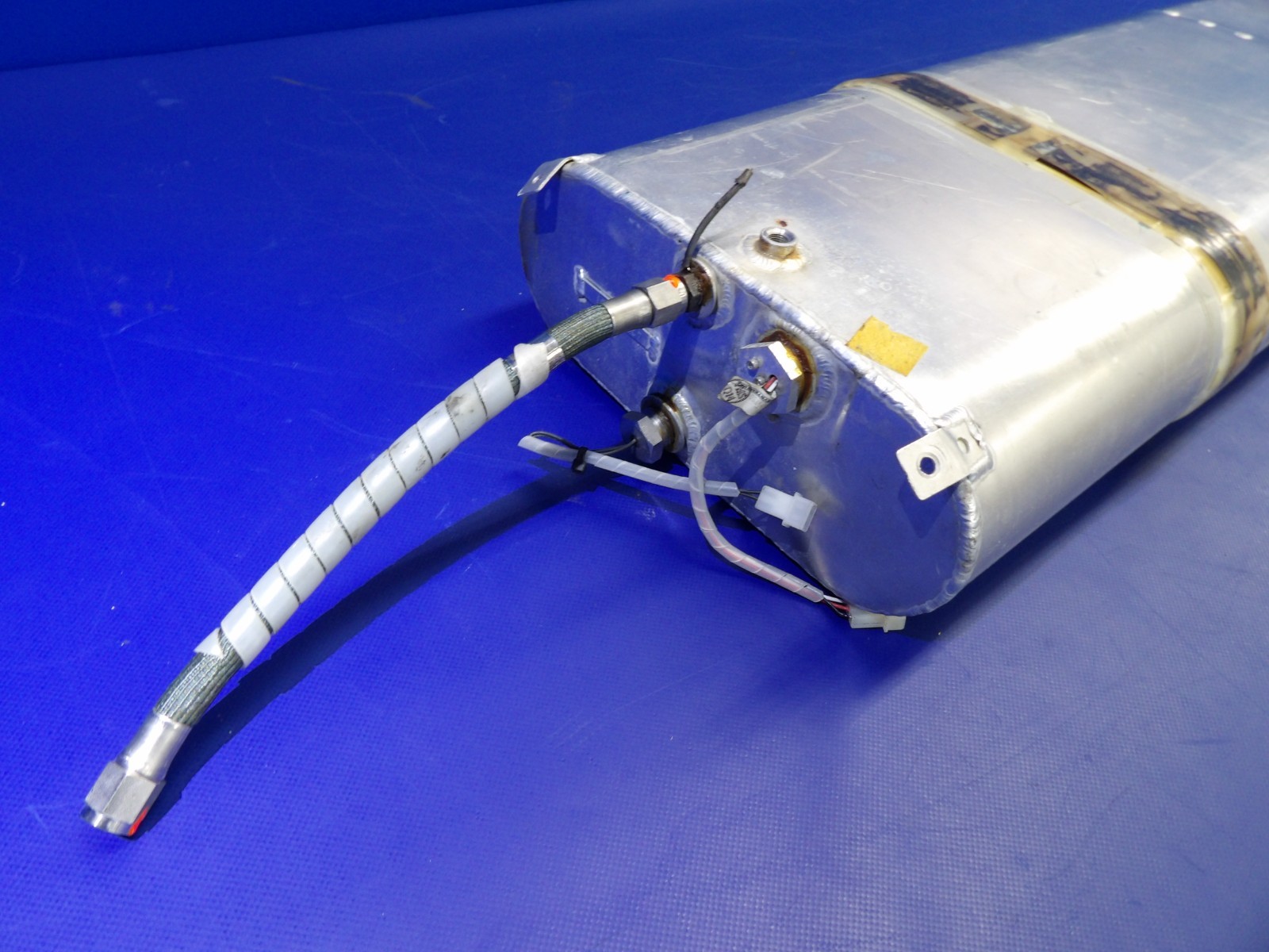 Diamond DA-40 LH/RH Inboard Fuel Tank P/N D41-2817-10-00-1 (0626-2052)