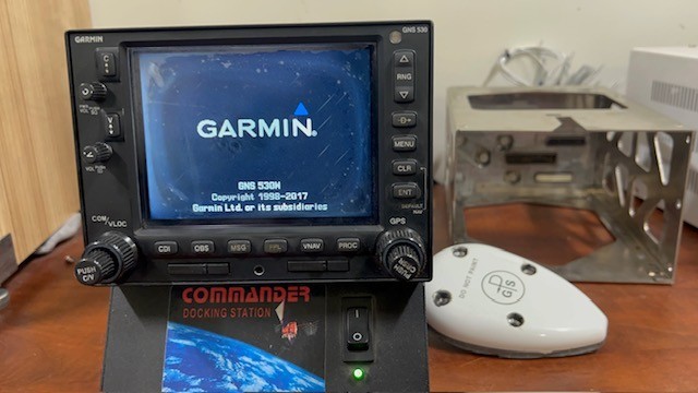 Garmin, Inc. GNS 530W WAAS GPS/NAV/COMM Unit P/N: 011-01064-40 (14/28V)