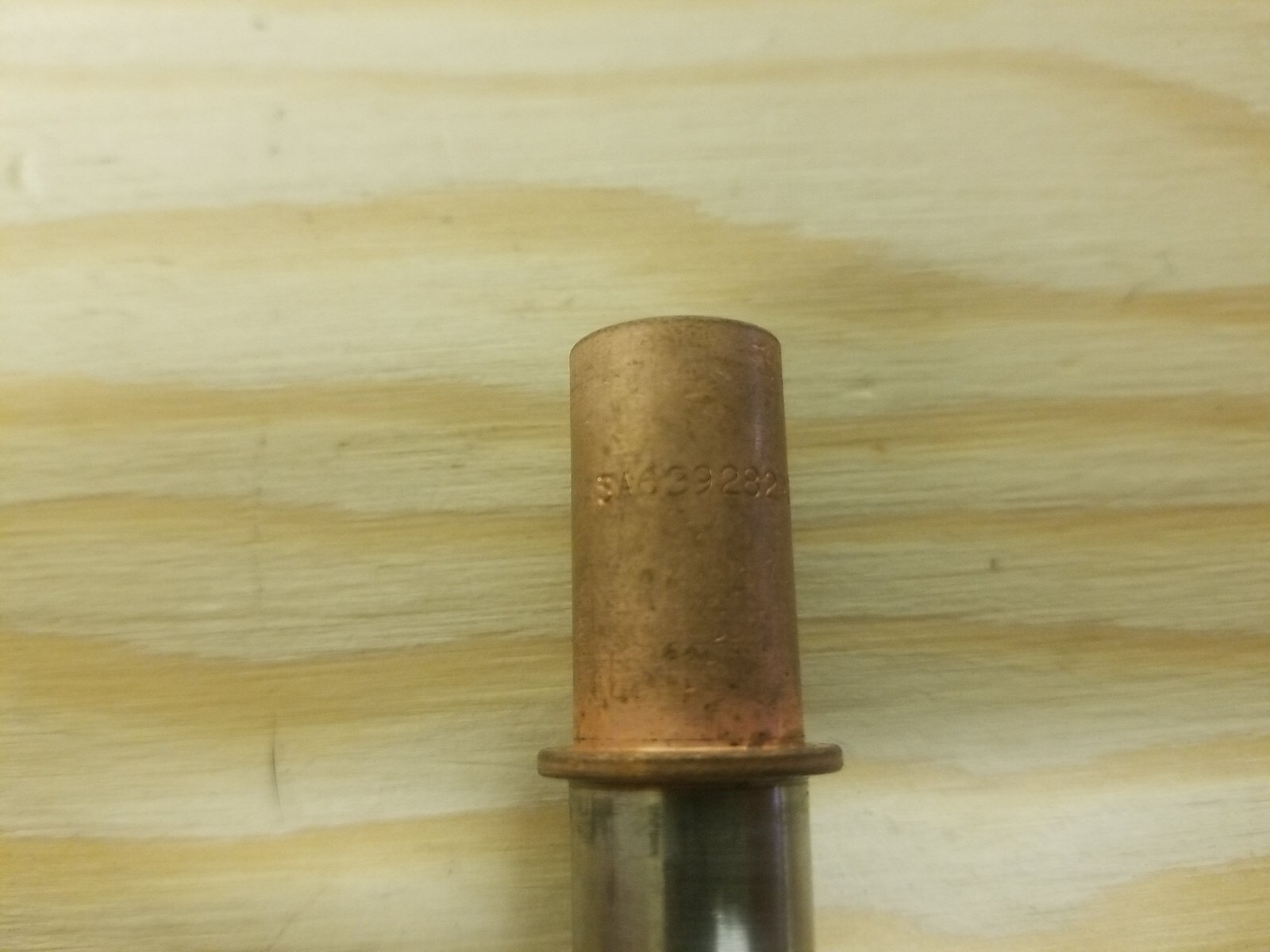 NOS SUPERIOR SA639282 P10 GUIDE, EXHAUST VALVE FREE SHIPPING!