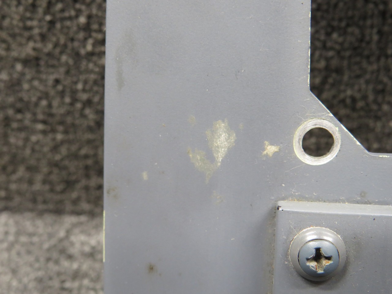 233A2220-1 Boeing 737-800 Clock and Nose Wheel Steering Switch Panel Assembly