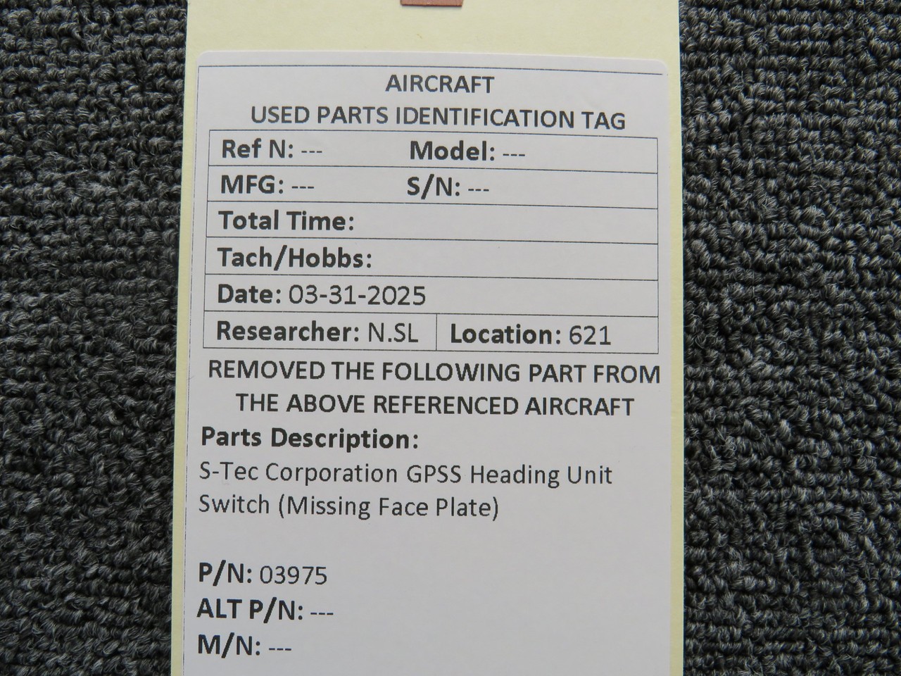 03975 S-Tec Corporation GPSS Heading Unit Switch (Missing Face Plate)