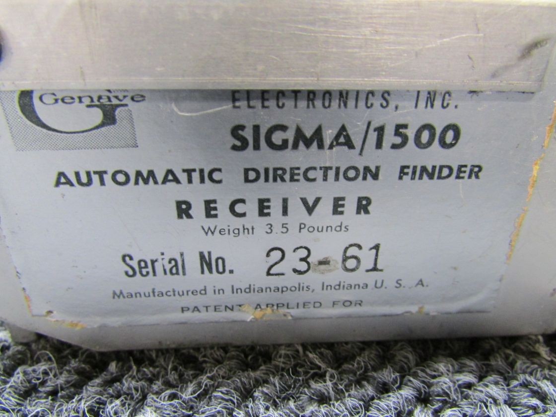 Sigma/1500 Genave Automatic Direction Finder Receiver with Tray