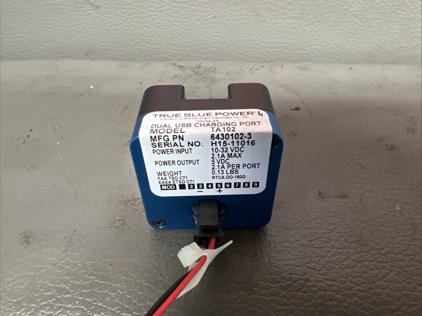 Mid Continent 6430102-3 True Blue USB Dual Charger W/ Connector 10/32V TA102