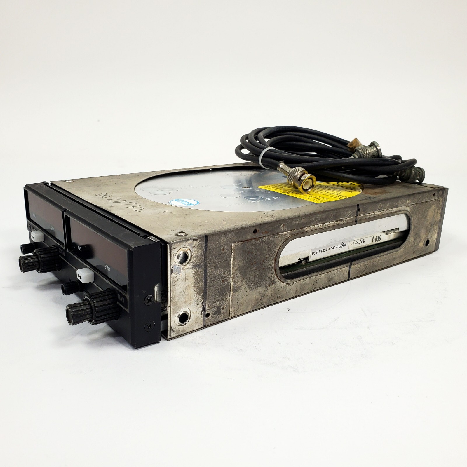 Bendix King KX-155 NAV/COM LCD Display (14V) (w/ G/S) P/N 069-1024-42 – w/ 8130