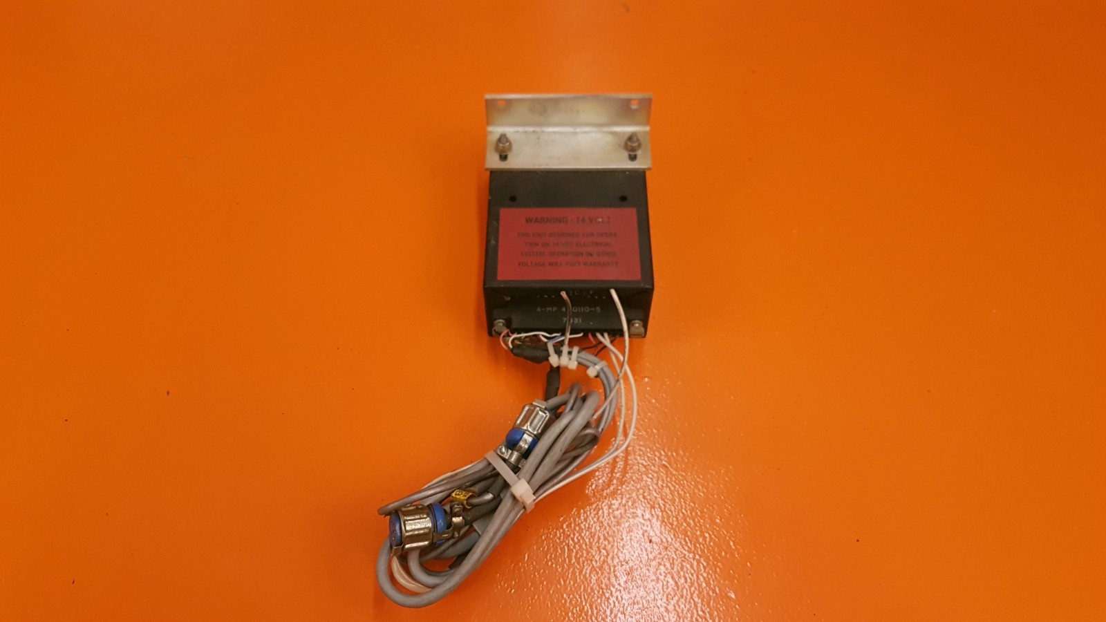 1C385-1 Edo-Aire Century IIB Autopilot Controller Head Unit – 14VDC
