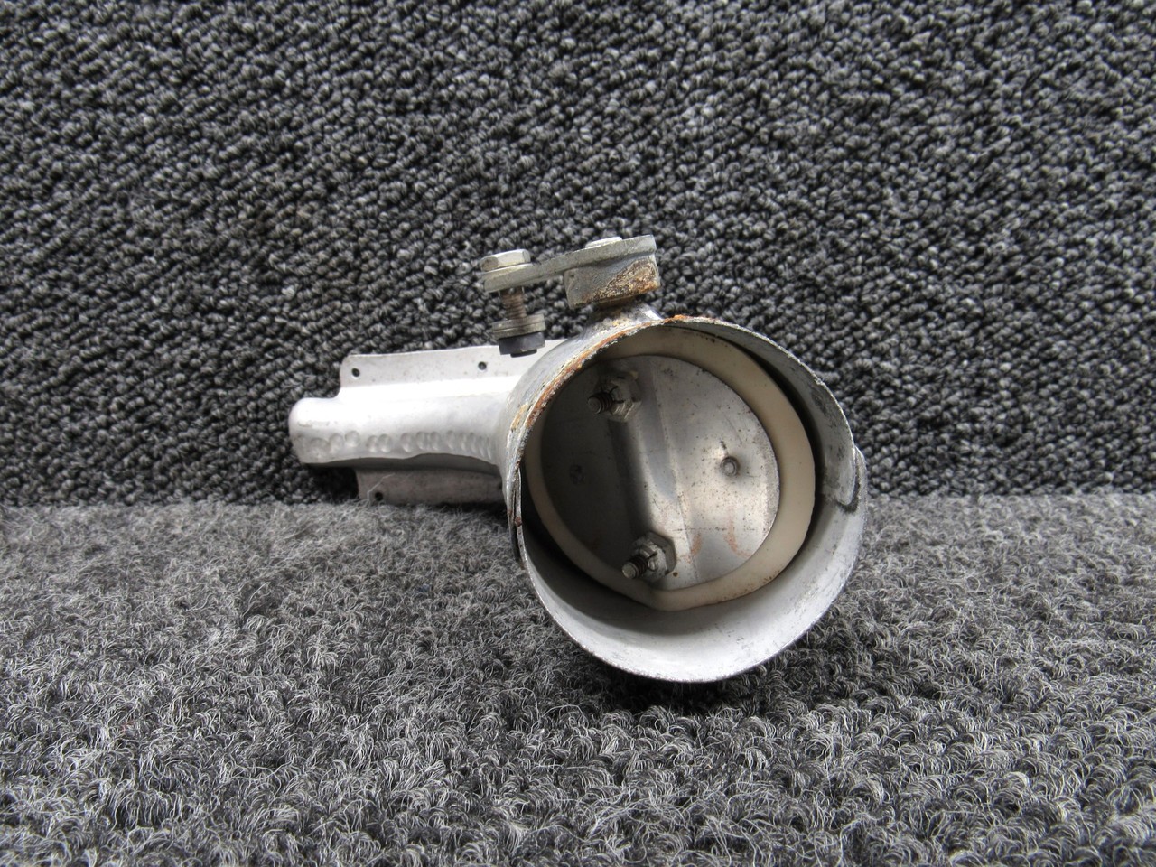 0713952-1 Cessna 182H Defroster Nozzle Assembly
