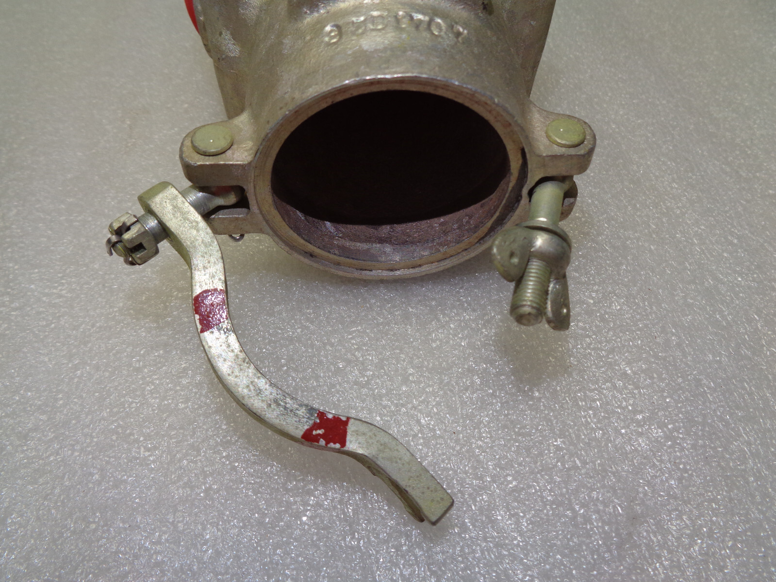 AIRCRAFT FUEL FILTER STRAINER HOUSING ASSEMBLY TYPE C2A