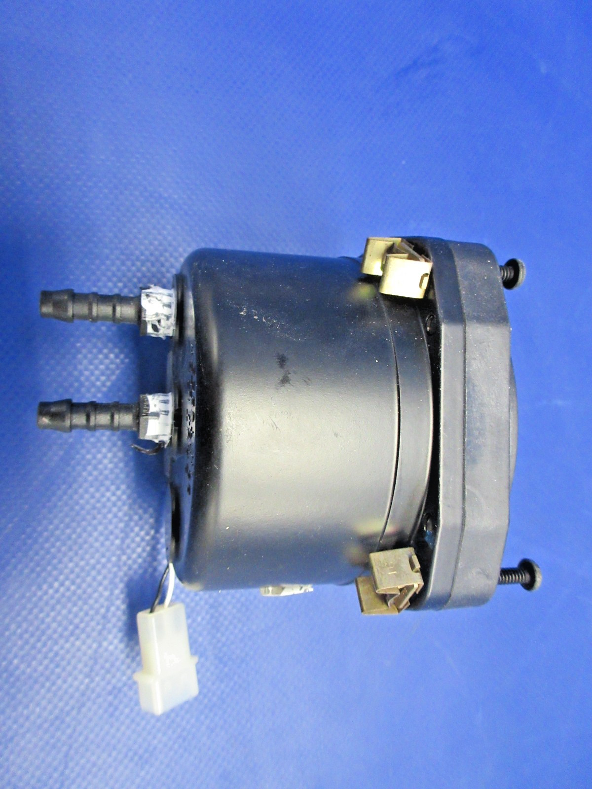 Diamond DA-40 United Instruments Airspeed Indicator P/N 8025 WARRANTY (0626-848)