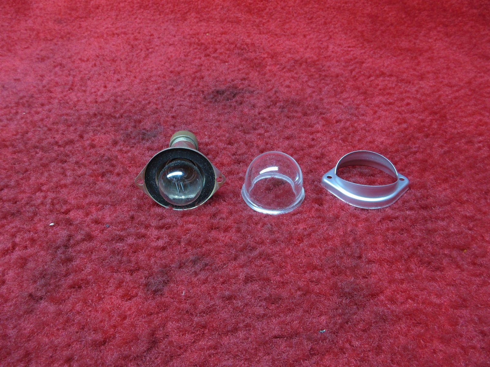 Grimes Tail Light 24V PN A-2064-24, 6220-00-858-2425