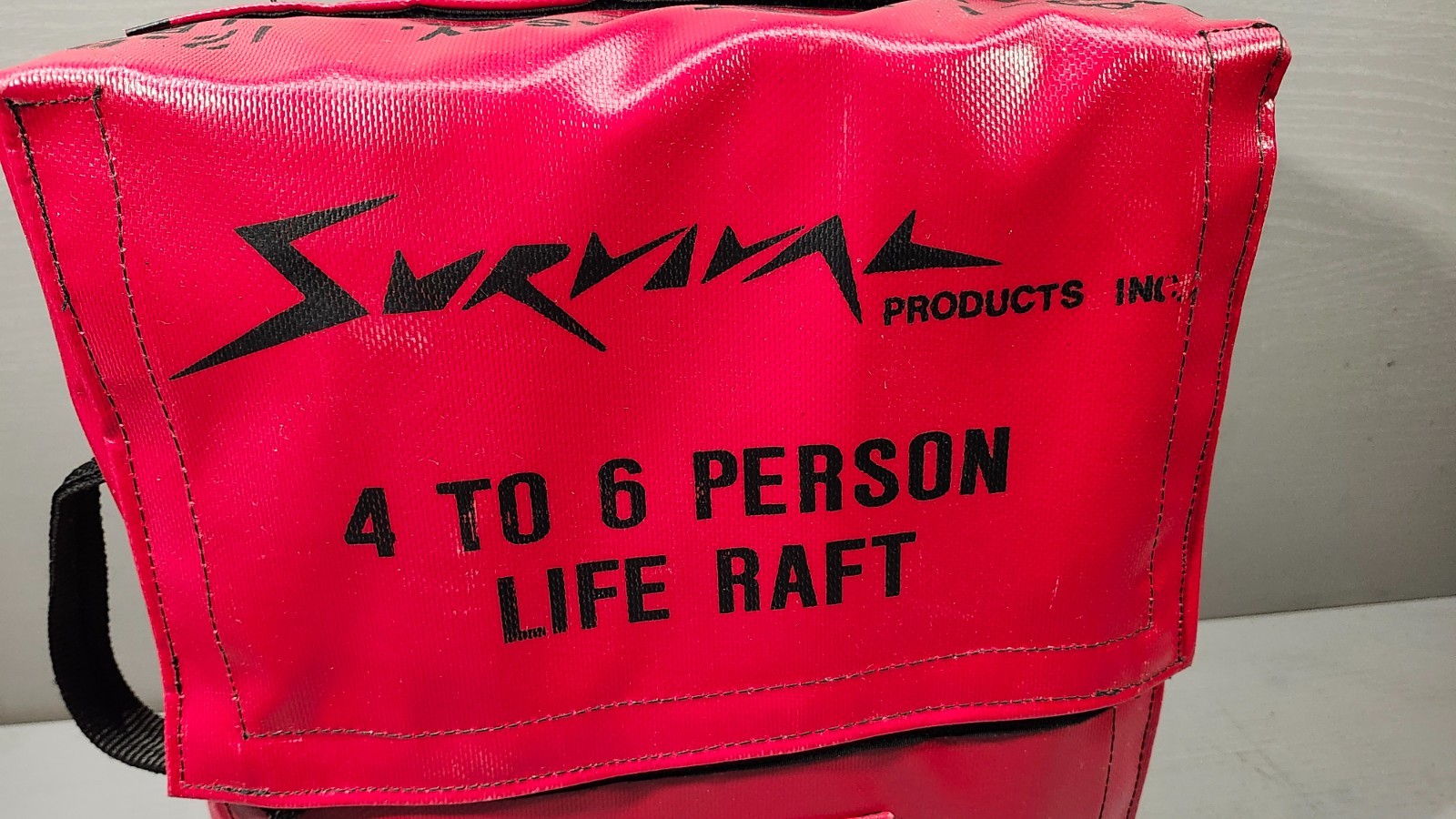 Survival Products Inc. 4 to 6 Person Life Raft 1400-1 & Survival Kit 1500-1