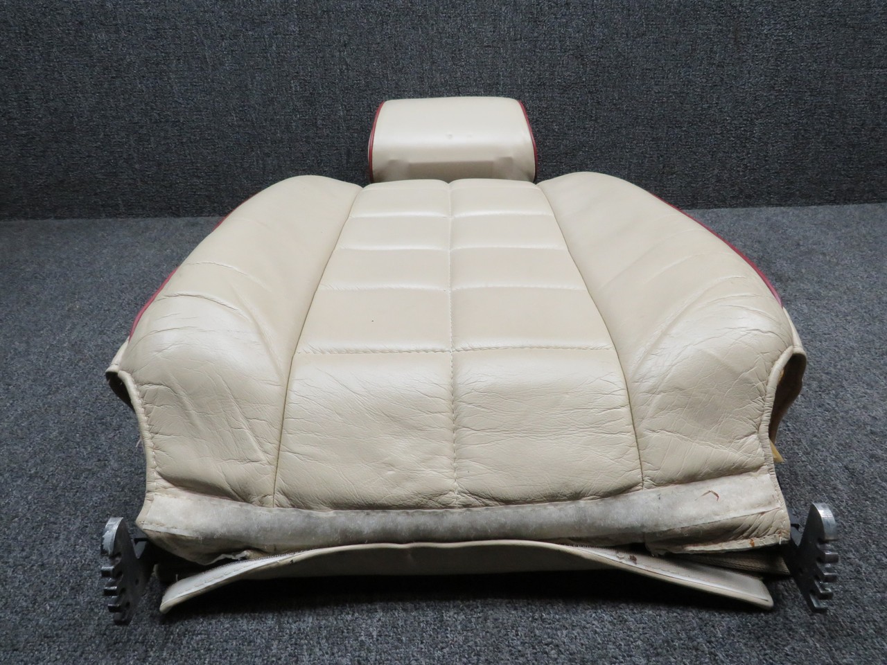 140231, 140232 Mooney M20K Upper & Lower Rear Seat Cushion Assembly Aft