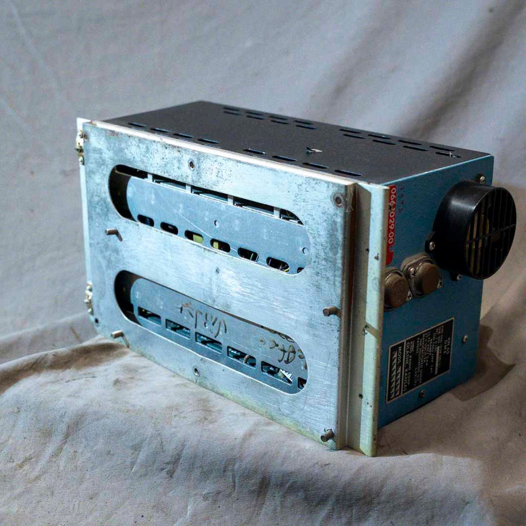 Bendix King KN65 DME with tray P/N 066-1029-00/01