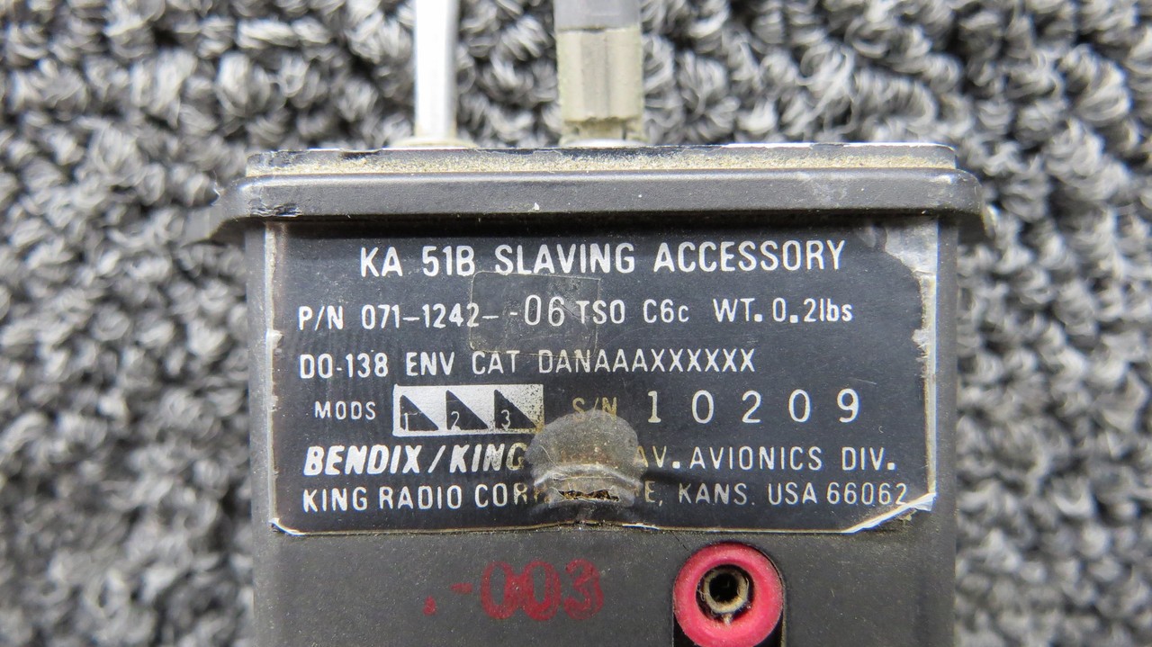 071-1242-06 Bendix King KA-51B Slaving Accessory 28 Volts (Damaged Mount Holes)