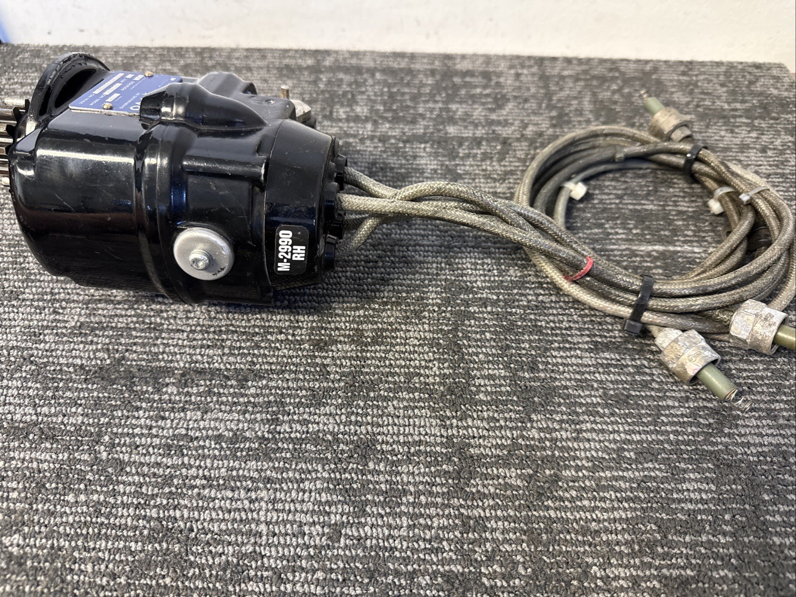 Champion Aerospace Overhauled L/H Slick Magneto w/ Harness & Leads M/N: 4371